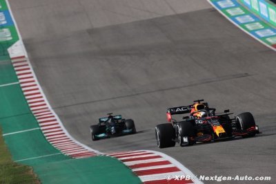 Rosberg note la belle résistance à la pression de Verstappen