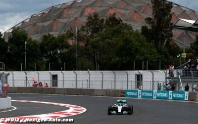 Rosberg s’est réveillé trop tard selon Ecclestone