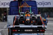 Pirelli 'understands' Verstappen's tyre-kicking anger
