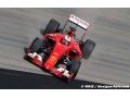 Vettel a F1 great, Hamilton 'not yet' - Moss