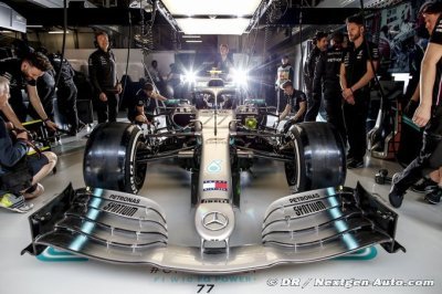 Mercedes tweaks illegal new front wing