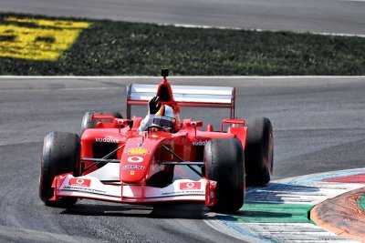 Vettel admits Schumacher absence still deeply felt