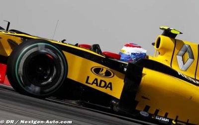 Vitaly Petrov targets the top ten