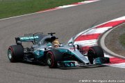 Hamilton edges Vettel to take pole position for the Chinese Grand Prix