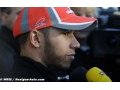 Early races key to new F1 deal - Hamilton