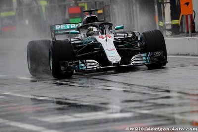 COTA, FP2: Hamilton continues to set the pace in the wet