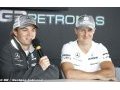 Rosberg apologises to Schumacher after block