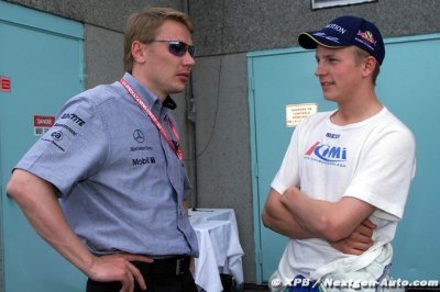 Häkkinen salue la longue carrière ’incompréhensible’ de Räikkönen