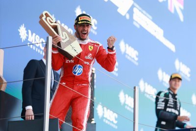 Hamilton la régularité incarnée en 2026, vers une fin de série historique pour Verstappen&nbsp;?