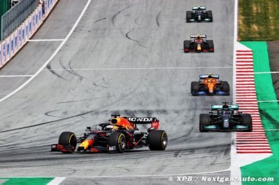 Mercedes fights for 2021 but won’t develop its car