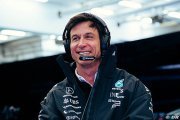 Mercedes F1 : Wolff 'voit le verre à moitié vide' pour essayer de progresser