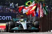 Hamilton est 'fier' de Mercedes F1 et salue la course 'incroyable' de Russell