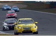 Shanghai, FP1: Turkington tops first sessions