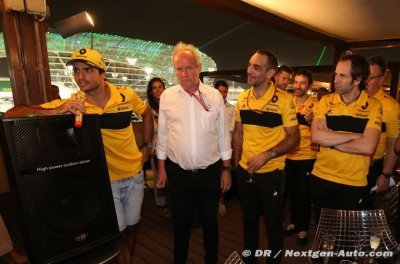 Renault sets podium target for 2019