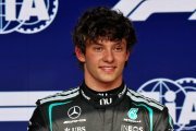 Wolff est persuadé que Ferrari passera à l'offensive pour recruter Antonelli
