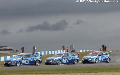 Chevrolet clinches both WTCC titles again