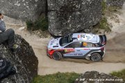 ES4-5 : Neuville passe en tête en Italie