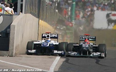 Schumacher s’excuse par SMS auprès de Barrichello
