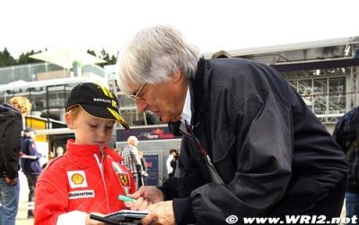 Ecclestone veut d’autres sponsors officiels pour la F1