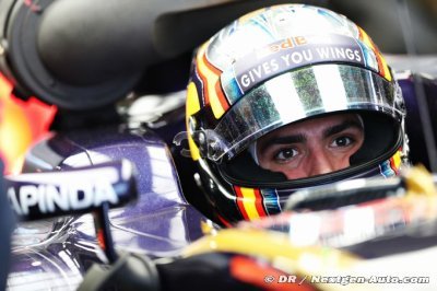 Sainz espère suivre la même trajectoire que Verstappen