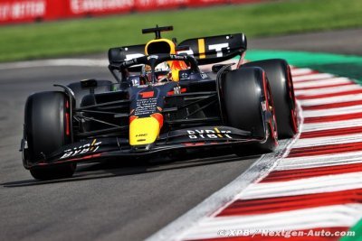 Verstappen takes pole in Mexico ahead of Russell and Hamilton 