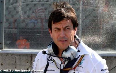 Mercedes attaquée, Toto Wolff répond aux fans