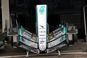 Mercedes tweaks front wing after Ferrari query