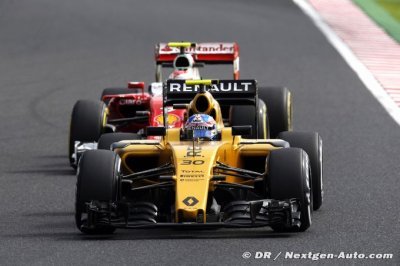 Palmer en retrait à cause d’un drapeau jaune, Magnussen déçu