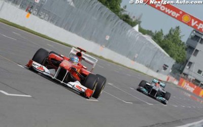Alonso says Mercedes among favourites for 2012