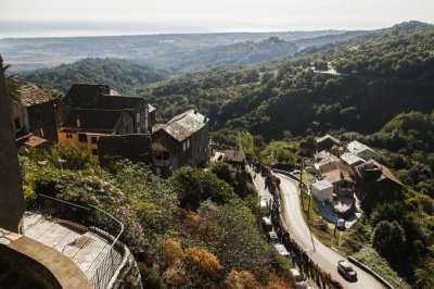 83-strong entry for Corsica