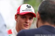 Schumacher to also test Ferrari in Bahrain