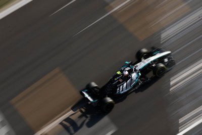 Antonelli compatit avec le ’malheureux’ Russell mais se félicite d’une pole ’propre’