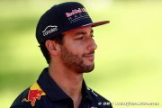 Renault has upgrade in Baku - Ricciardo