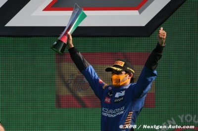 Seidl&nbsp;: ’Il y a une raison’ pour laquelle Ferrari a recruté Sainz