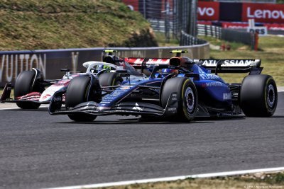 Williams F1 : Sainz presque heureux d’être en Q2, Albon dernier sur la grille
