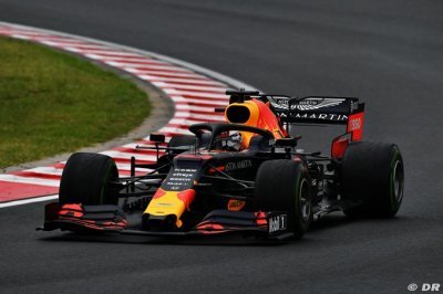 Mercedes ’must take Verstappen seriously’ - Wolff