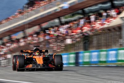 Piastri signe la pole du GP d’Espagne, Verstappen à l’affût de McLaren F1