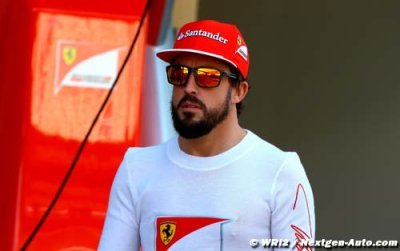 Alonso se moque déjà de Ferrari