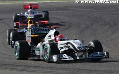 Lauda, brother, back Schumacher to bounce back