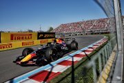 Verstappen et Hadjar se sont 'battus' avec la Red Bull RB22 et se placent en quatrième ligne