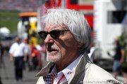 Ecclestone attaque frontalement Mercedes, la F1 actuelle et les V6 hybrides