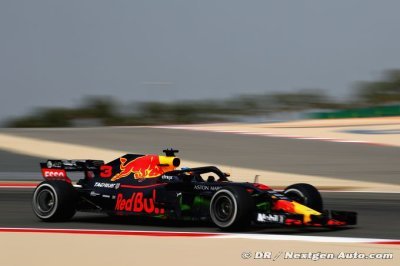 Bahrain, FP1: Ricciardo leads the way in first practice