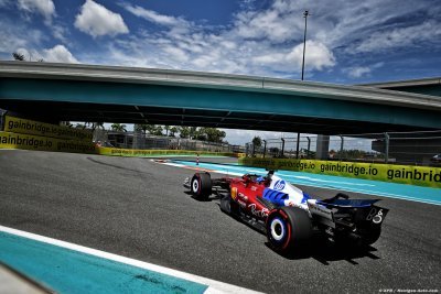 Ferrari&nbsp;: La descente aux enfers pour Leclerc et Hamilton se poursuit en qualifications