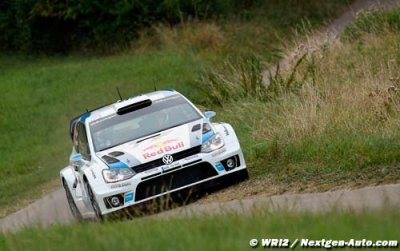 SS12: Ogier closes in as Loeb slips back