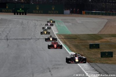 Renault felt like Formula 2 engine - Verstappen