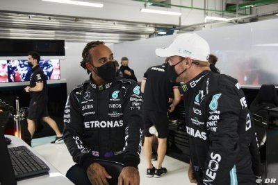 Bottas admet que la personnalité de Hamilton l’a handicapé