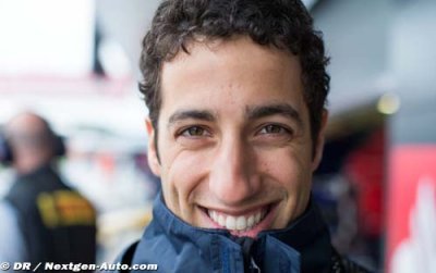 Ricciardo a fait sept tours avec la Red Bull