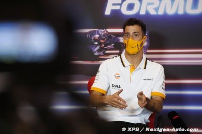 Ricciardo ravi de voir que McLaren peut penser à autre chose que ses pilotes