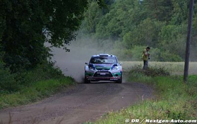 SS6: Hirvonen in front as Ogier crashes