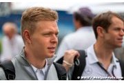 Dennis ne s'inquiète pas pour l'avenir de Kevin Magnussen